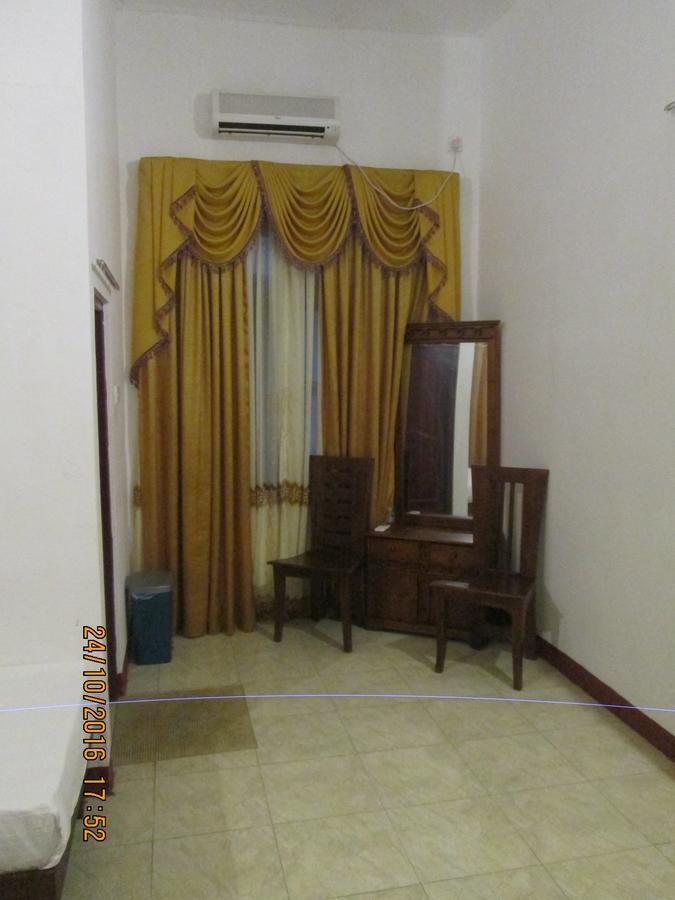 Hotel Blue Whale Jaffna Extérieur photo